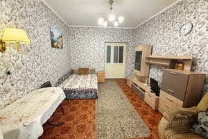 Двухкомнатная в центре города 2