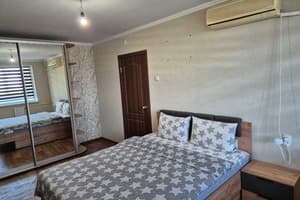 Квартира Однокомнатная в центре на проспект Центральный 186