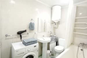 на проспекте Центральный 141А 9