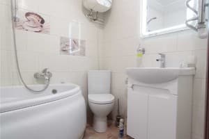 возле Сити-центра 8